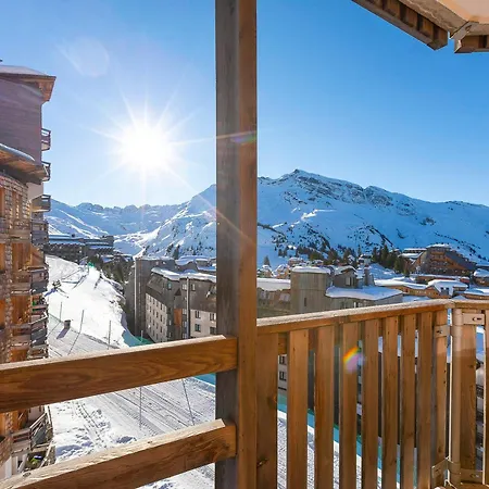 Prestigieux Avec Balcon, Wi-fi Et Services Inclus - Fr-1-314-205 *